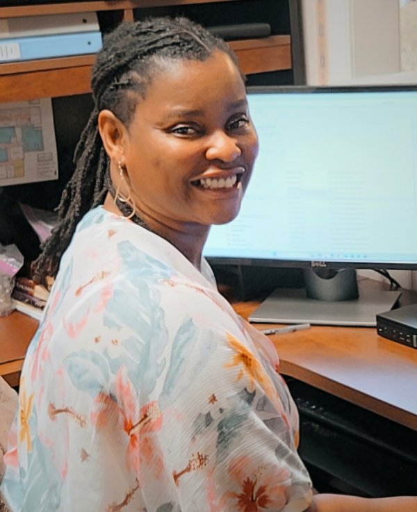 Ty Barnes, Receptionist